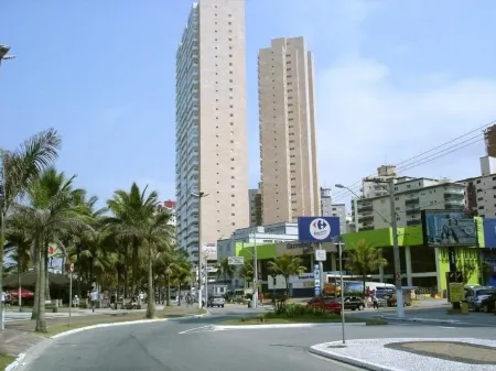 Apartment with wonderful sea view - Resort Island. Wifi + Barbecue Отели рядом с достопримечательностью «Praia do Boqueirao»