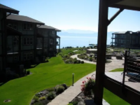 Flathead Waterfront 2BR/2BA Condo @ Waterside