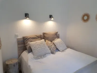 Exceptional sea view, 2 bedrooms, 2 bathrooms, The restanques of Saint-Tropez, Pierre & Vacances Hôtels à proximité de : Camping Les Mûres