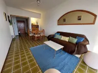 2-bedroom apartment, large terrace overlooking the Côte d'Azur