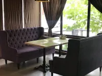 Karavan-Saraj Hotel Отели рядом с достопримечательностью «Дагестанский заповедник, Сарыкумские барханы»
