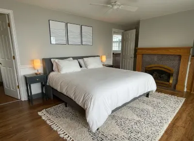 Quiet & Relaxing Family View Home for Beach Lovers & Whale Watchers, +EV charger