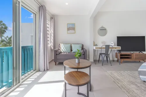 Renovated Apartment with pool and ocean view#4