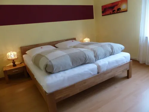 Holiday house with large garden, terrace, near the beach, pets welcome