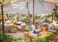 Beautiful villa close to Beach with ocean views