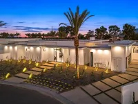 Luxury Dream Pool Villa 11