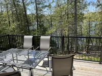 Cottage / Lake House - New - Beautiful views - Clean and comfortable Hotels in Val-des-Monts