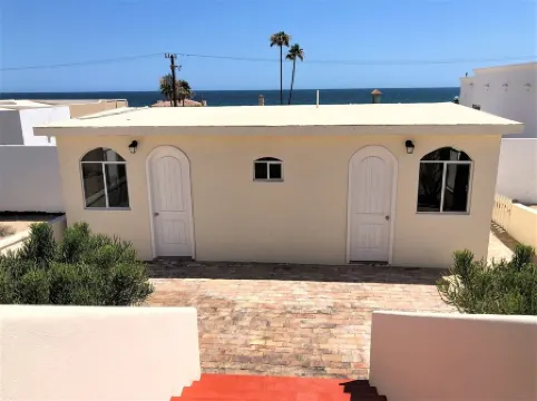 Your Family Vaycay, at the Beach!