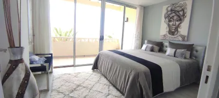 Roof terrace apartment Tenerife Отели в г. Кальяо Сальвахе