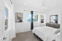 Cozy two-bedroom two bathroom on white sandy beach