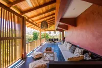 Maison de Plage Avec Piscine sur Spot de Surf