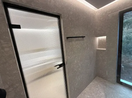 Hotel AURA Отели в г. Дельвина