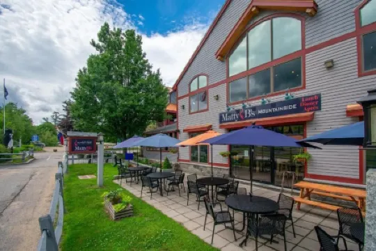 Attitash Mountain Resort Condo- 3 Floors, Sleeps 12- Story Land, Ski, Shop, Golf