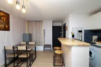 Falaises : Rez de Jardin, Proche Plages et Port