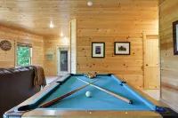 Spacious cabin with breathtaking mountain view! Pet Friendly!