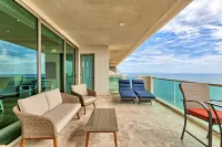 Penthouse at Tessoro with unique views - 1404