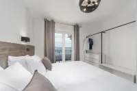 House direct on the beach near to Novalja Zrce Hotels in 