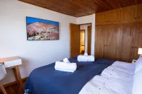 Cozy House Lake and Mountain View