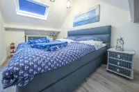 Detached Luxury Holiday home large Garden, Terrace, Airconditioning in Kamperland