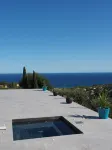 950m from the sea, Villa 259 has a splendid SEA VIEW, OVERFLOW SWIMMING POOL