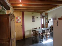 Cottage in an old Bordeaux wine cellar space, calm and comfort