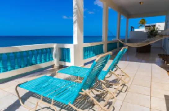 Villa Grenda - Oceanfront - Honeymooner - pet friendly - at Stella, Rincón