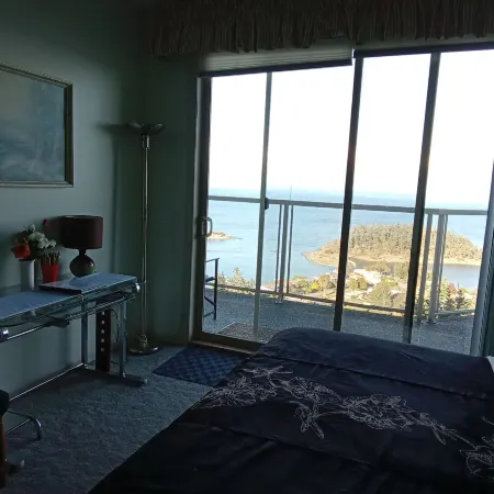 Gibralter Rock Ocean View B&B