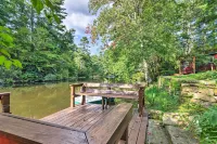 Waterfront Home w/ Boat Dock on Mirror Lake! - Homestays