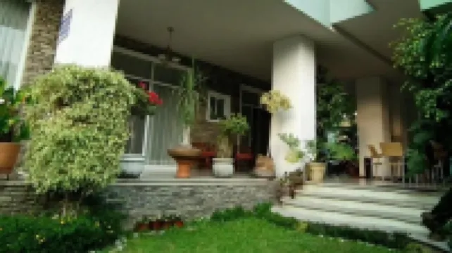 โรงแรม ลาม