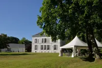 Logis - Hostellerie le Chatel Nangis Hotels in Nangis
