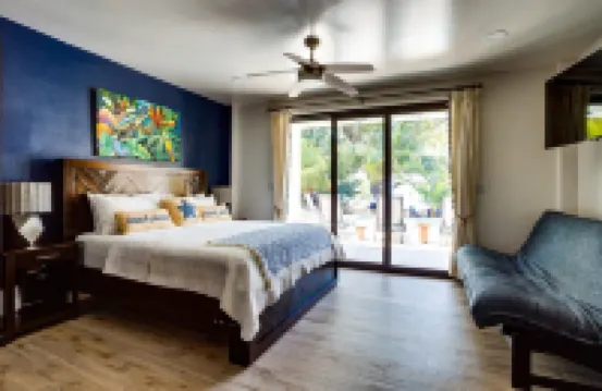 Shedrock Shangrila, Beach Front Whole House