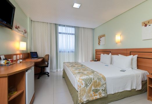 5. 컴포트 호텔 마..