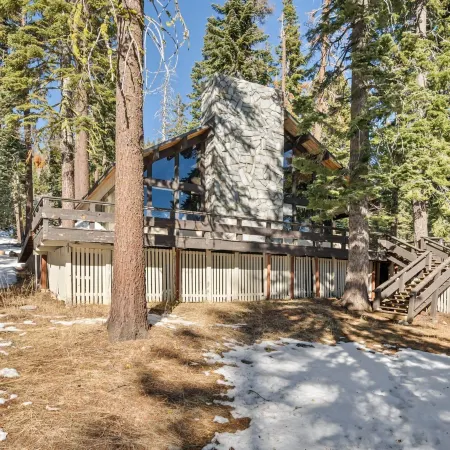 Awesome House Above The Lake/pets Welcome 2 Bedroom Home by Bear Valley Vacation Rentals