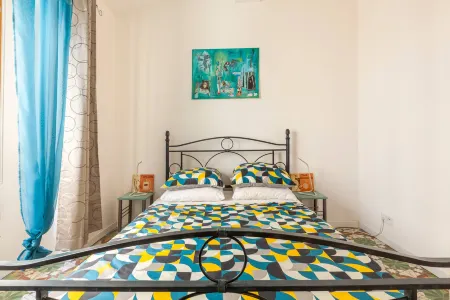 Le Molière - Historical stone house in old Pézenas Отели рядом с достопримечательностью «Camping Les Cigales , 3 étoiles»