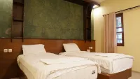 Grand Desa Resort Hotel di Cikakak
