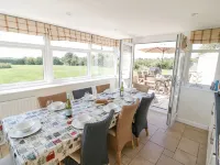 The Clealings Hoteles en Witney