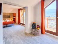 Hotel Base Camp Lodge - les 2 Alpes Hotels in Isere