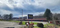 Relax Inn Hotels in Marion