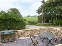 Horseshoe Cottage Hotels near Captain Cook Schoolroom Museum