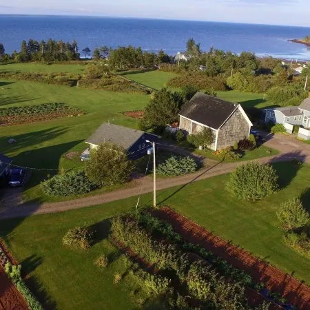 Amherst Shore Country Inn