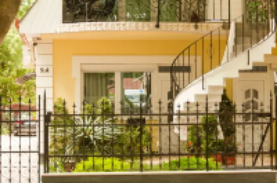 ベラ ヴィラ シオフォク のホテル