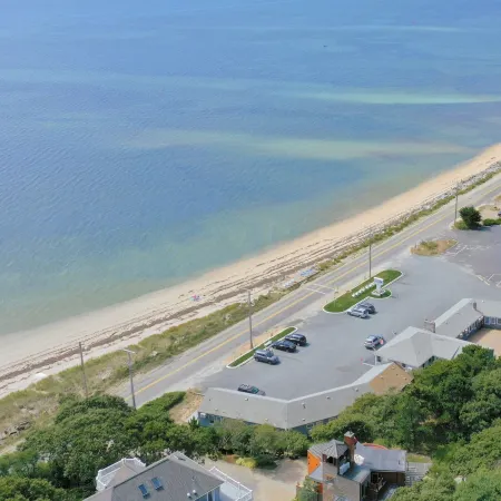 Breakwater Hotel