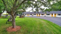 Picket Fence Motel Hotels in St. Andrews
