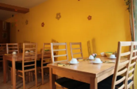 因澤格維格加尼酒店及旅館