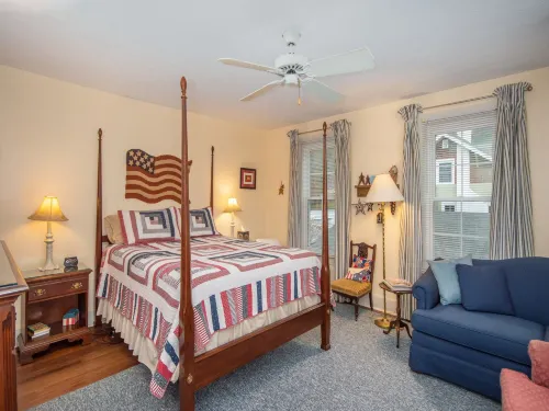 Terrell House B&B Hotels in Burnsville