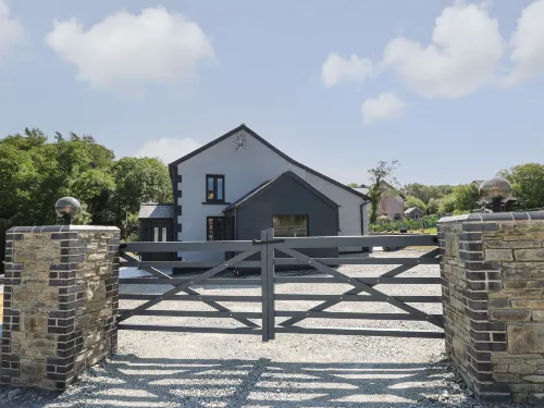 Rhiwmynach - 2-Star