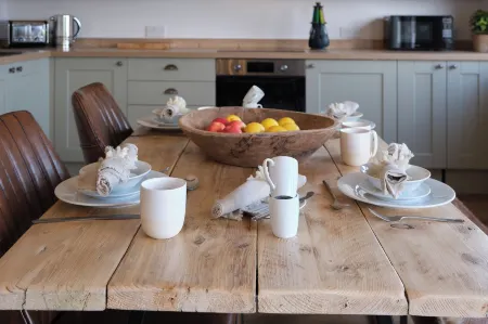 Heritage Retreat Отели рядом с достопримечательностью «Nash Point Lighthouse»