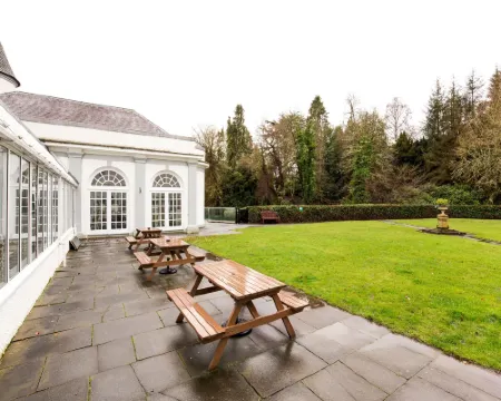 Barony Castle Hotel Hotéis em Peebles