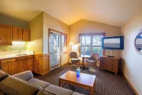 Lighthouse Inn Hotels in Cannon Beach