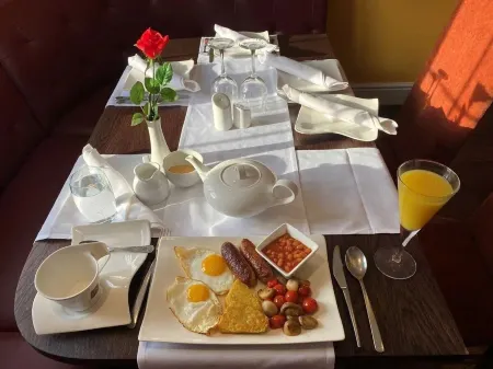 King Hotel Tenterden Отели в г. Хедкорн